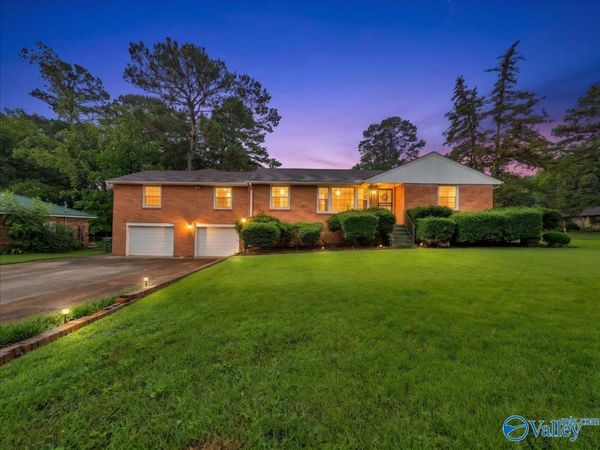7600 Holland Drive SW, Huntsville, AL 35802