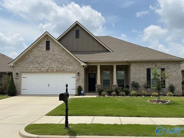 24024 Quints Drive, Athens, AL 35613