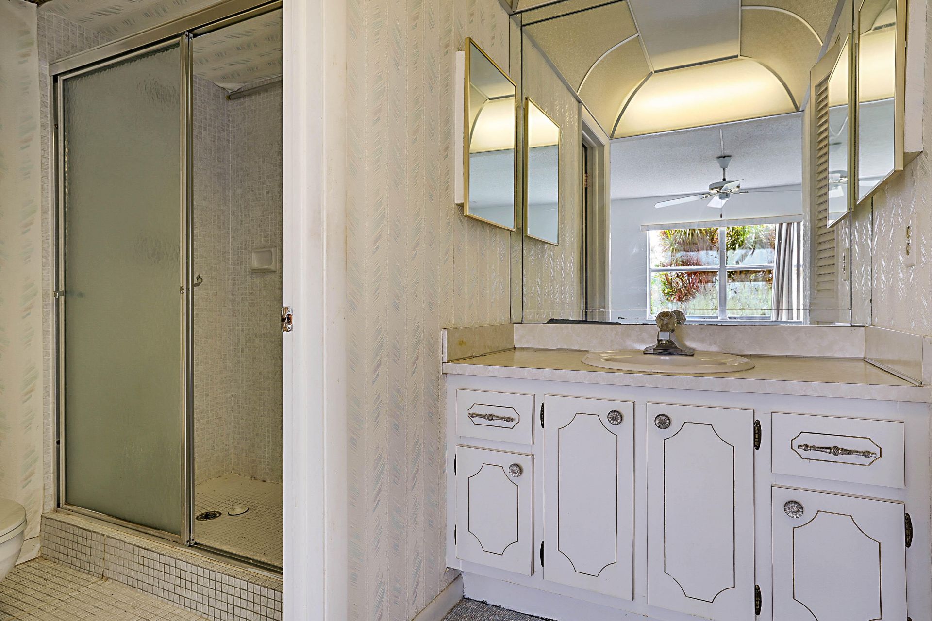 9201 Sunrise Lakes Boulevard, Unit 107, Sunrise, FL 33322 Photo