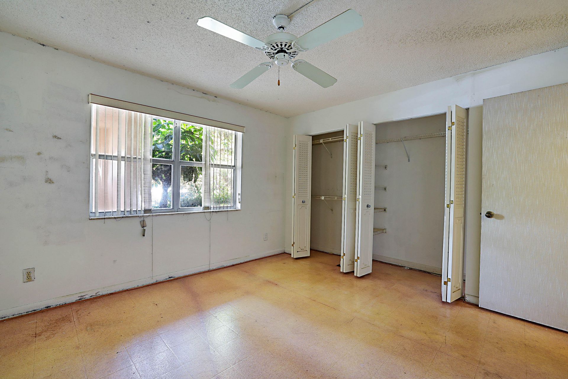 9201 Sunrise Lakes Boulevard, Unit 107, Sunrise, FL 33322 Photo