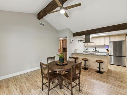 7997 La Riviera Dr, Sacramento, CA 95826 Photo