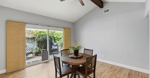 7997 La Riviera Dr, Sacramento, CA 95826 Photo