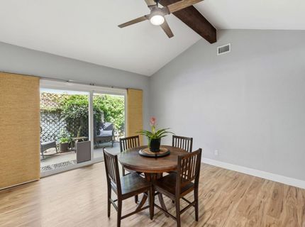 7997 La Riviera Dr, Sacramento, CA 95826 Photo