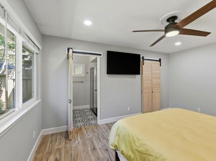 7997 La Riviera Dr, Sacramento, CA 95826 Photo