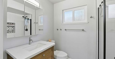 7997 La Riviera Dr, Sacramento, CA 95826 Photo