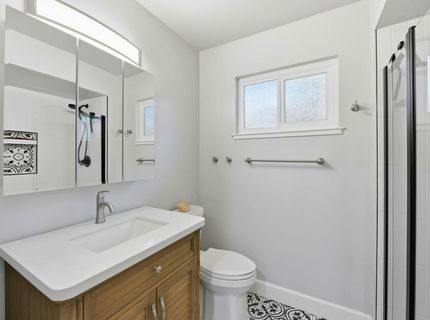 7997 La Riviera Dr, Sacramento, CA 95826 Photo