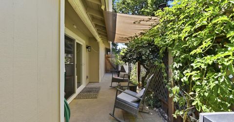 7997 La Riviera Dr, Sacramento, CA 95826 Photo