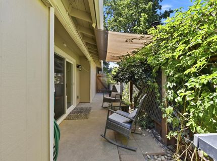 7997 La Riviera Dr, Sacramento, CA 95826 Photo