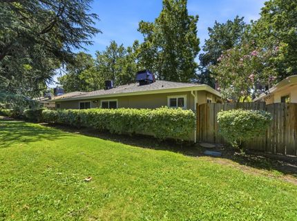 7997 La Riviera Dr, Sacramento, CA 95826 Photo