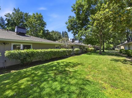 7997 La Riviera Dr, Sacramento, CA 95826 Photo