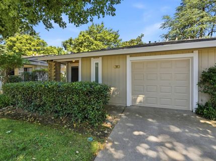 7997 La Riviera Dr, Sacramento, CA 95826 Photo