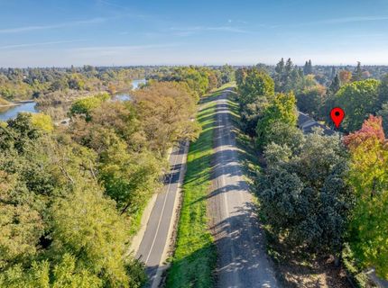7997 La Riviera Dr, Sacramento, CA 95826 Photo