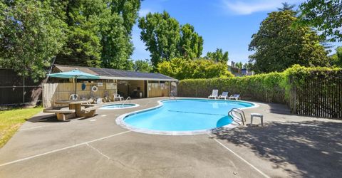 7997 La Riviera Dr, Sacramento, CA 95826 Photo