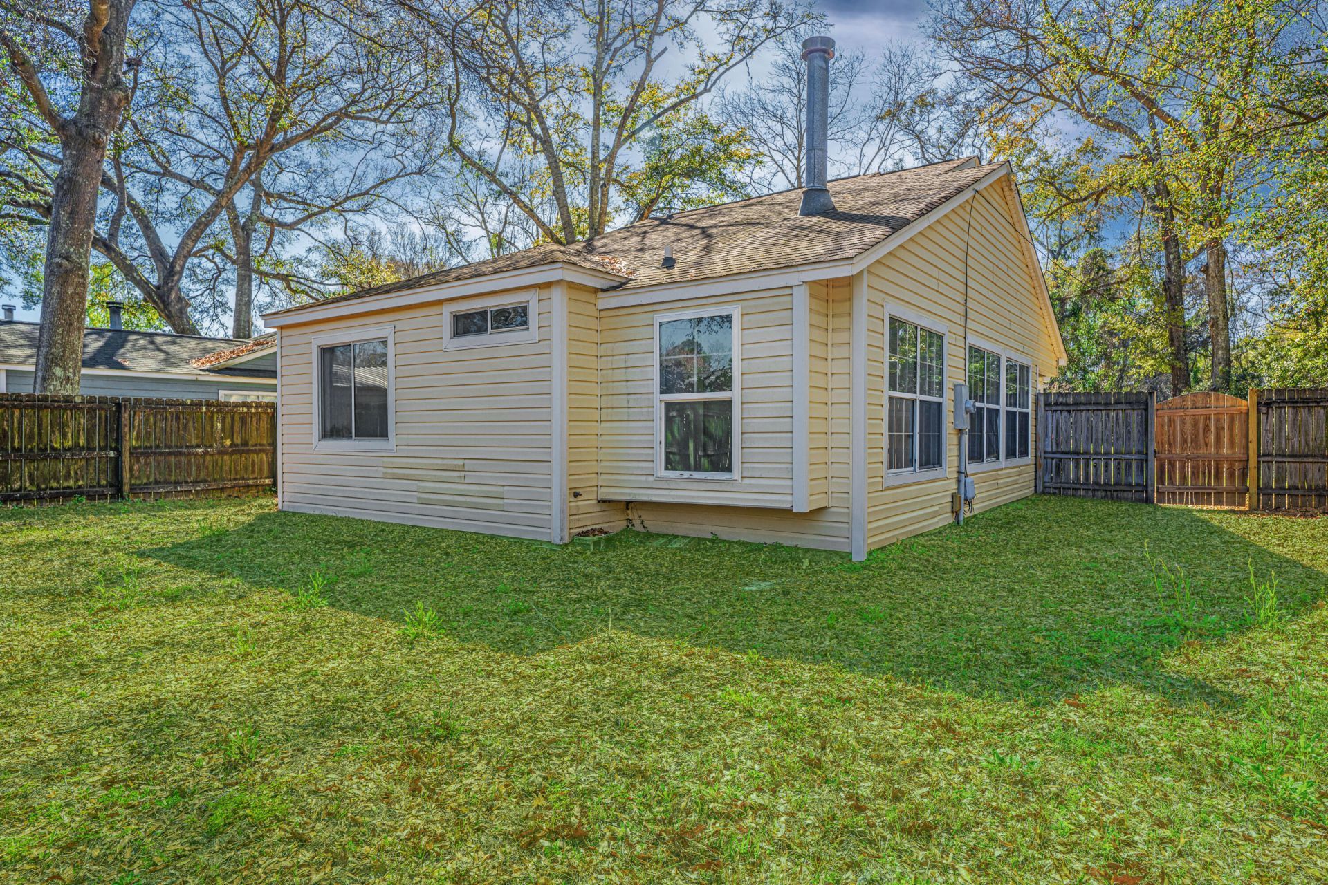 1078 Secessionville Road Photo 35
