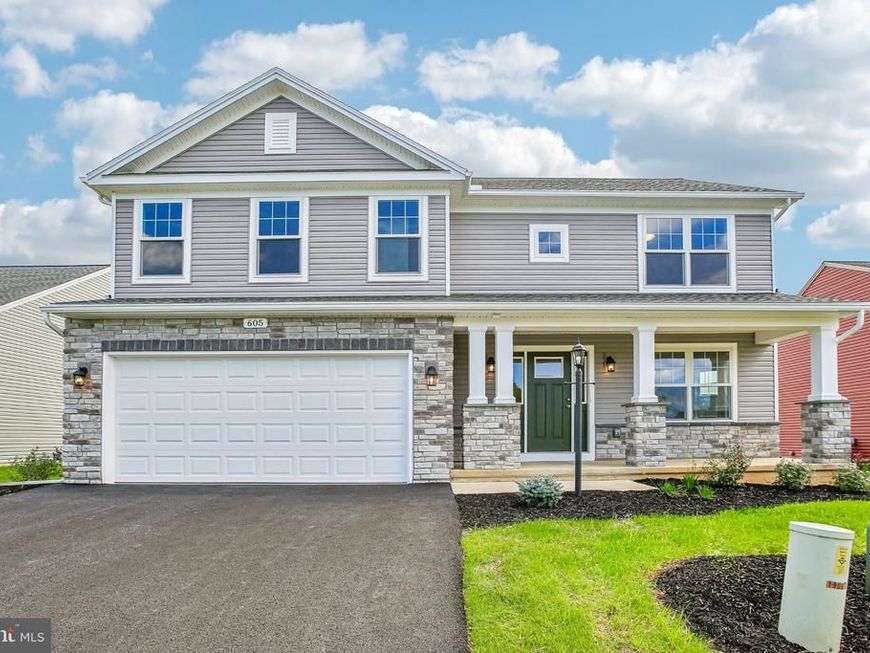 605 Exeter Lane, Shippensburg, PA 17257 Main Photo