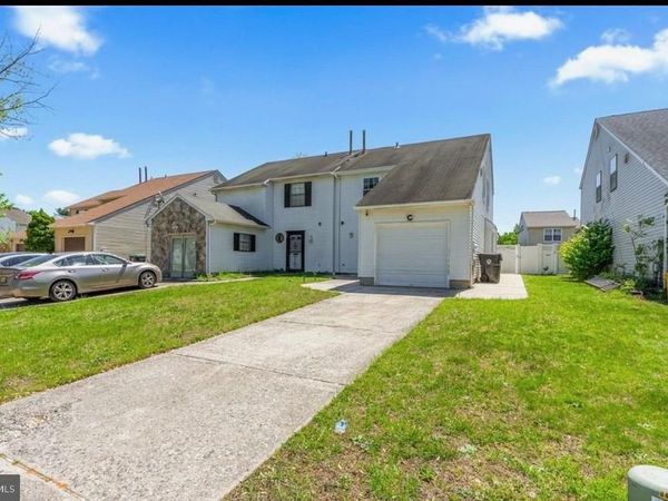 64 HAMPTON GATE DRIVE, SICKLERVILLE, NJ 08081
