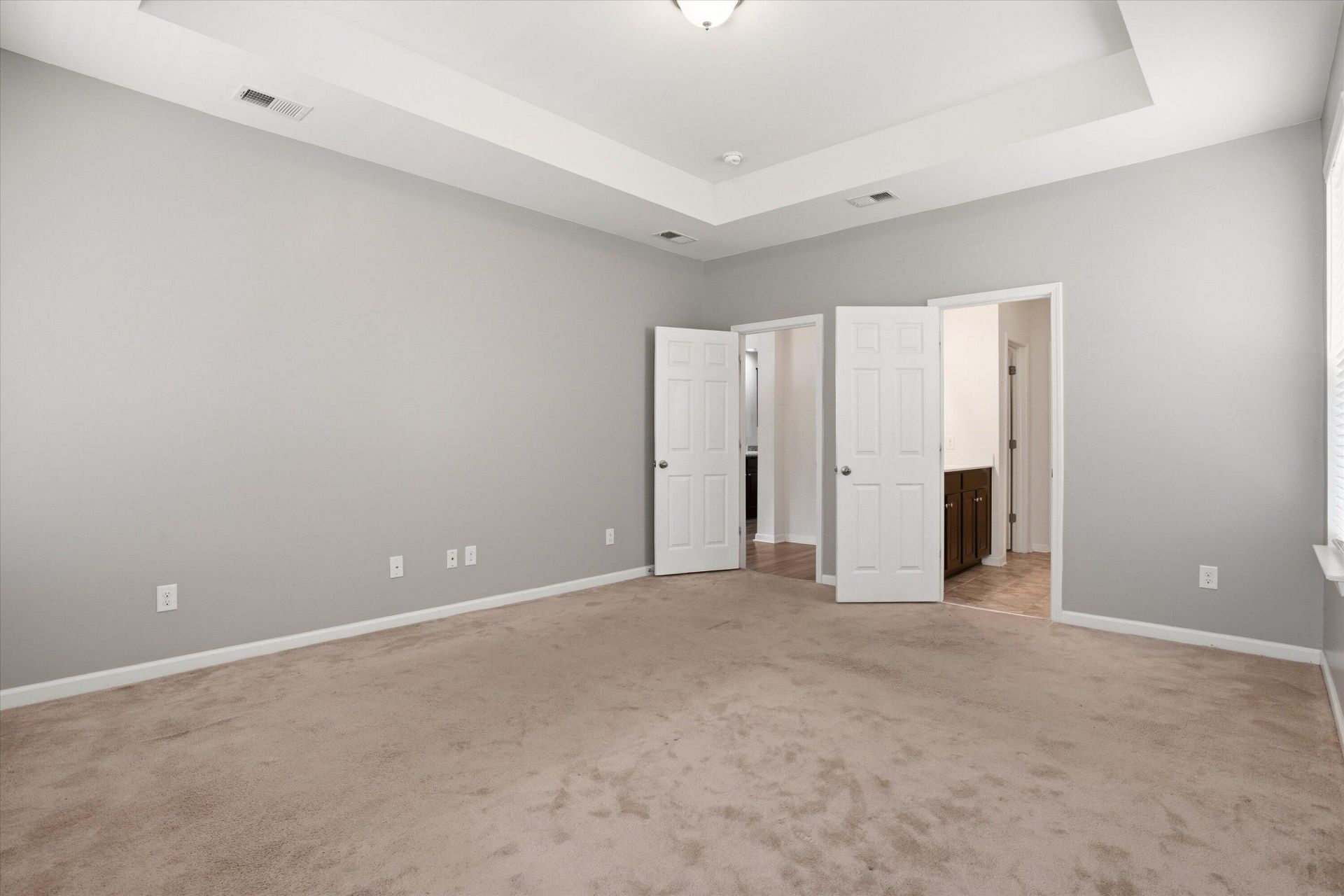 1689 Eider Down Drive Photo 15