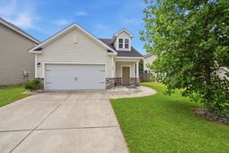 1689 Eider Down Drive photo 4