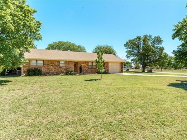 204 N Main Avenue, Butler, OK 73625