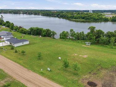 463 North Shore Drive , Underwood, MN 56586