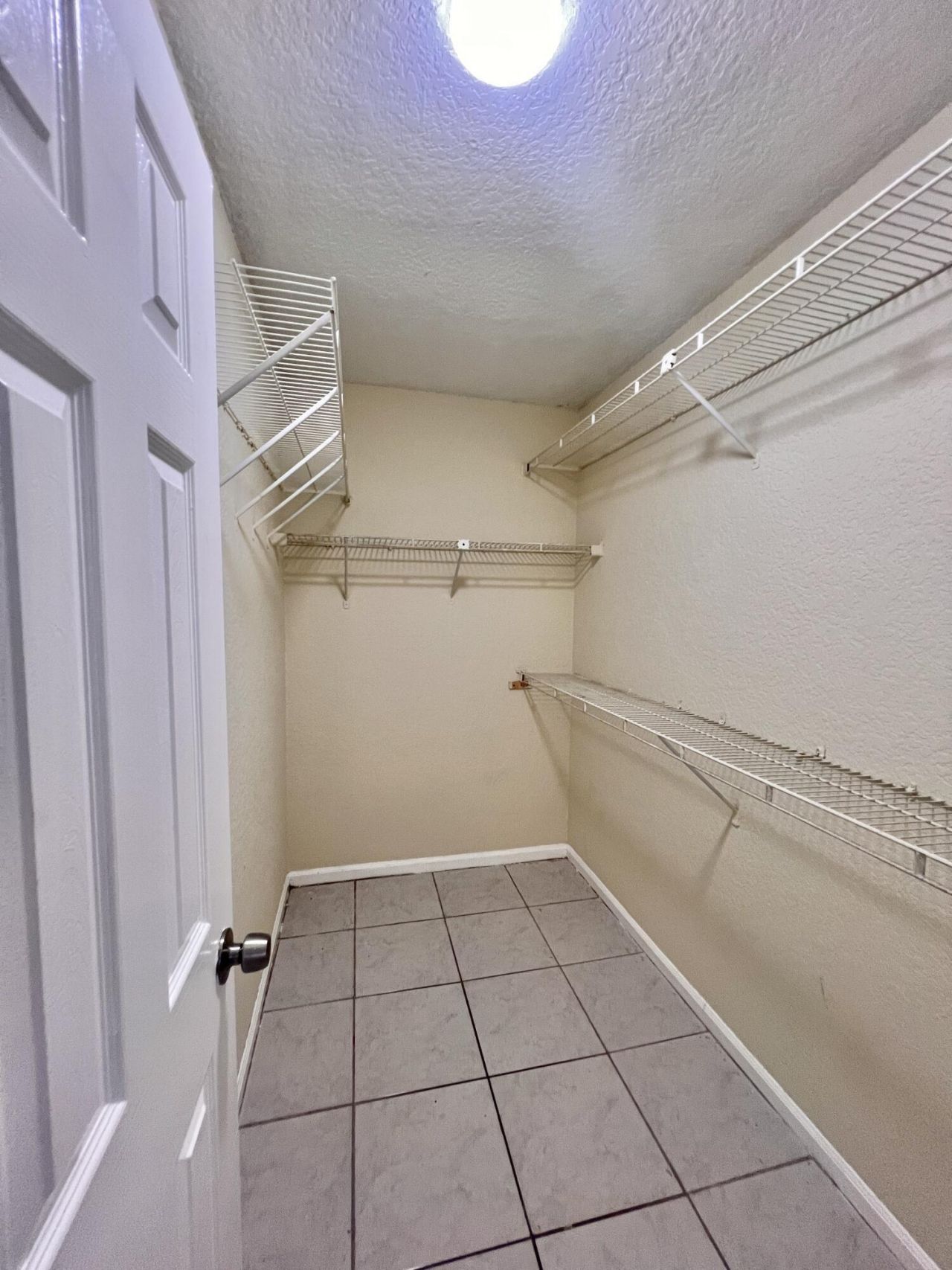 423 Glenwood Drive, West Palm Beach, FL 33415 Photo