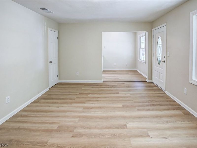 861 Oak Street, Elyria, OH 44035 Photo 11