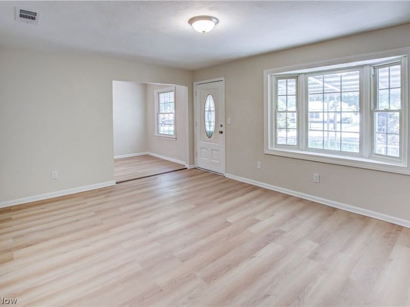 861 Oak Street, Elyria, OH 44035 Photo 12