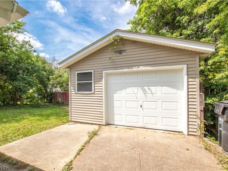 861 Oak Street, Elyria, OH 44035 Photo 34