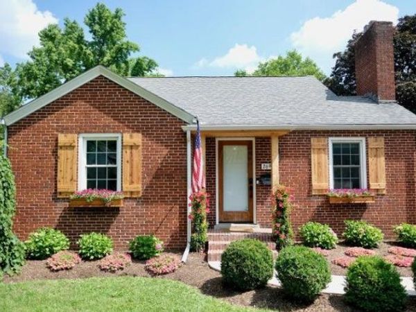 2698 Ruhl Avenue , Columbus, OH 43209