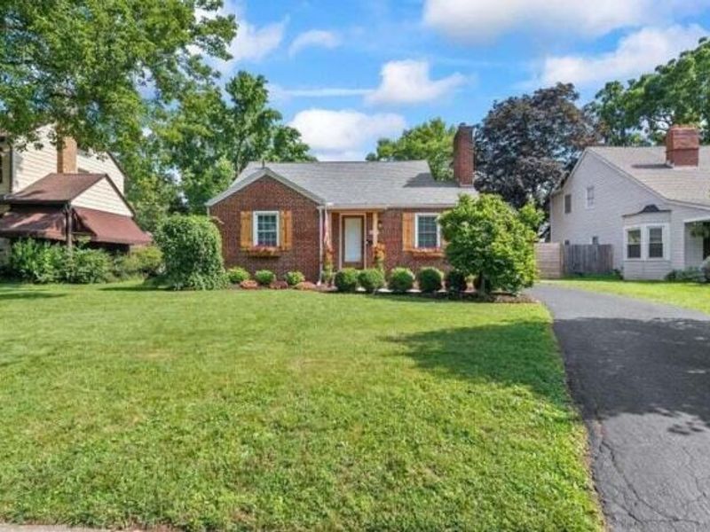 2698 Ruhl Avenue, Columbus, OH 43209 Photo 3
