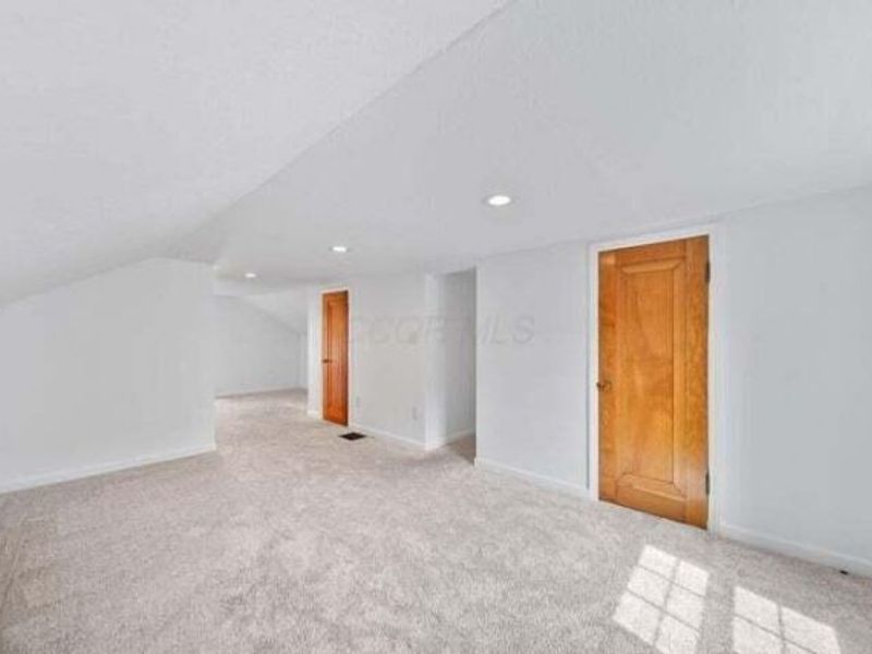 2698 Ruhl Avenue, Columbus, OH 43209 Photo 34