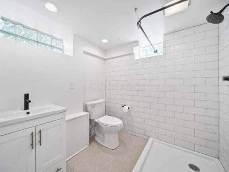 2698 Ruhl Avenue, Columbus, OH 43209 Photo 36