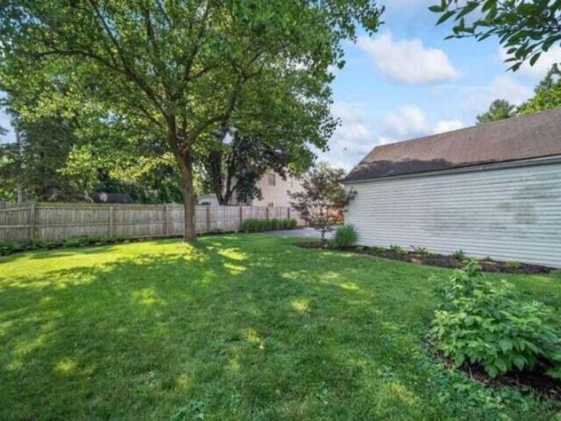 2698 Ruhl Avenue, Columbus, OH 43209 Photo 41