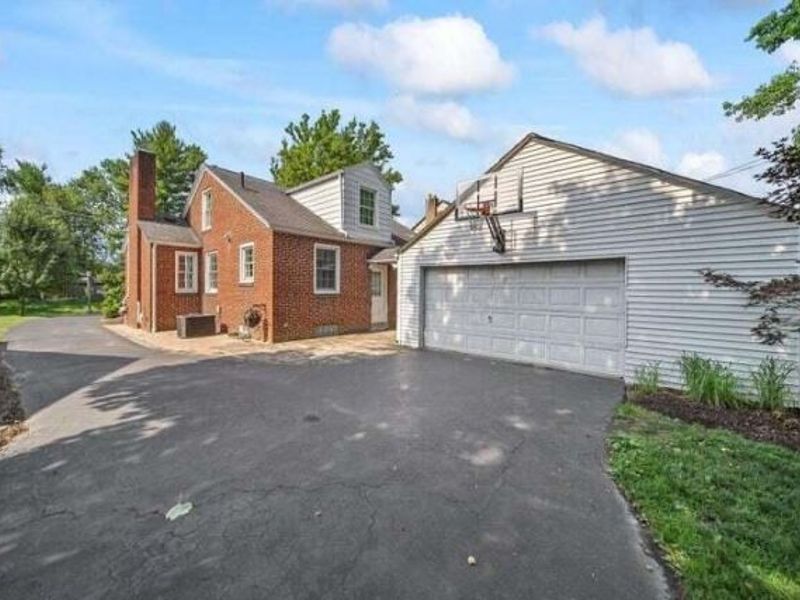 2698 Ruhl Avenue, Columbus, OH 43209 Photo 8