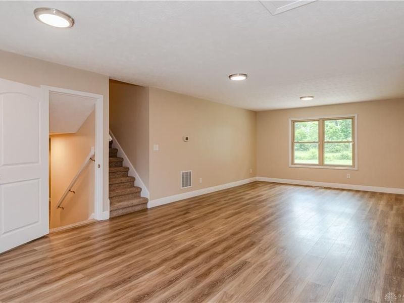 7221 Showplace Drive, Huber Heights, OH 45424 Photo 9