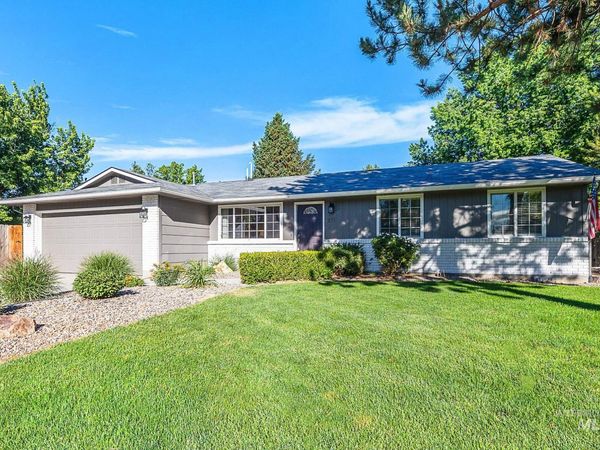 371 S Harlan Pl, Eagle, ID 83616