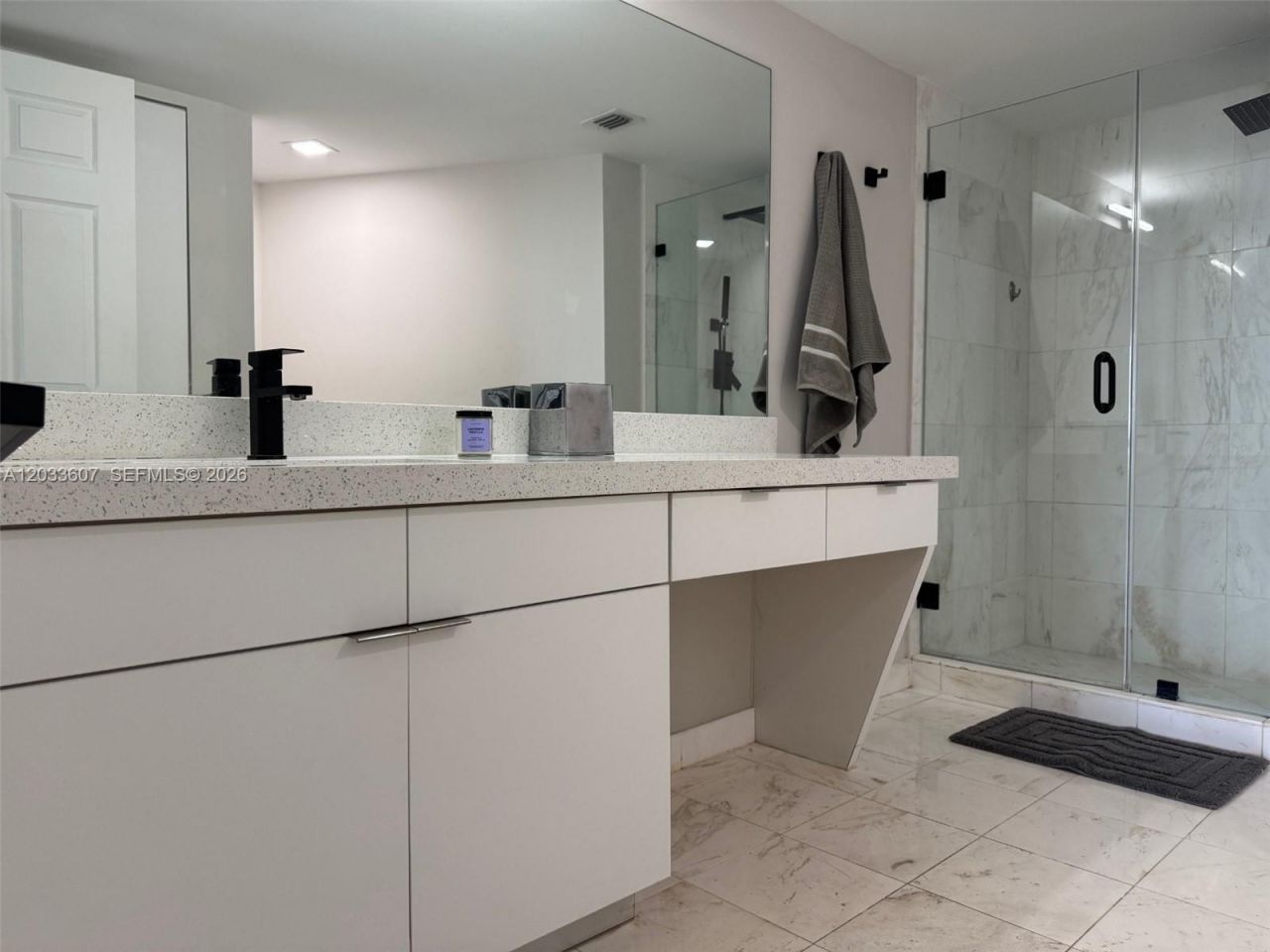 3530 Mystic Pointe Dr , Unit 1907, Aventura, FL 33180 Photo
