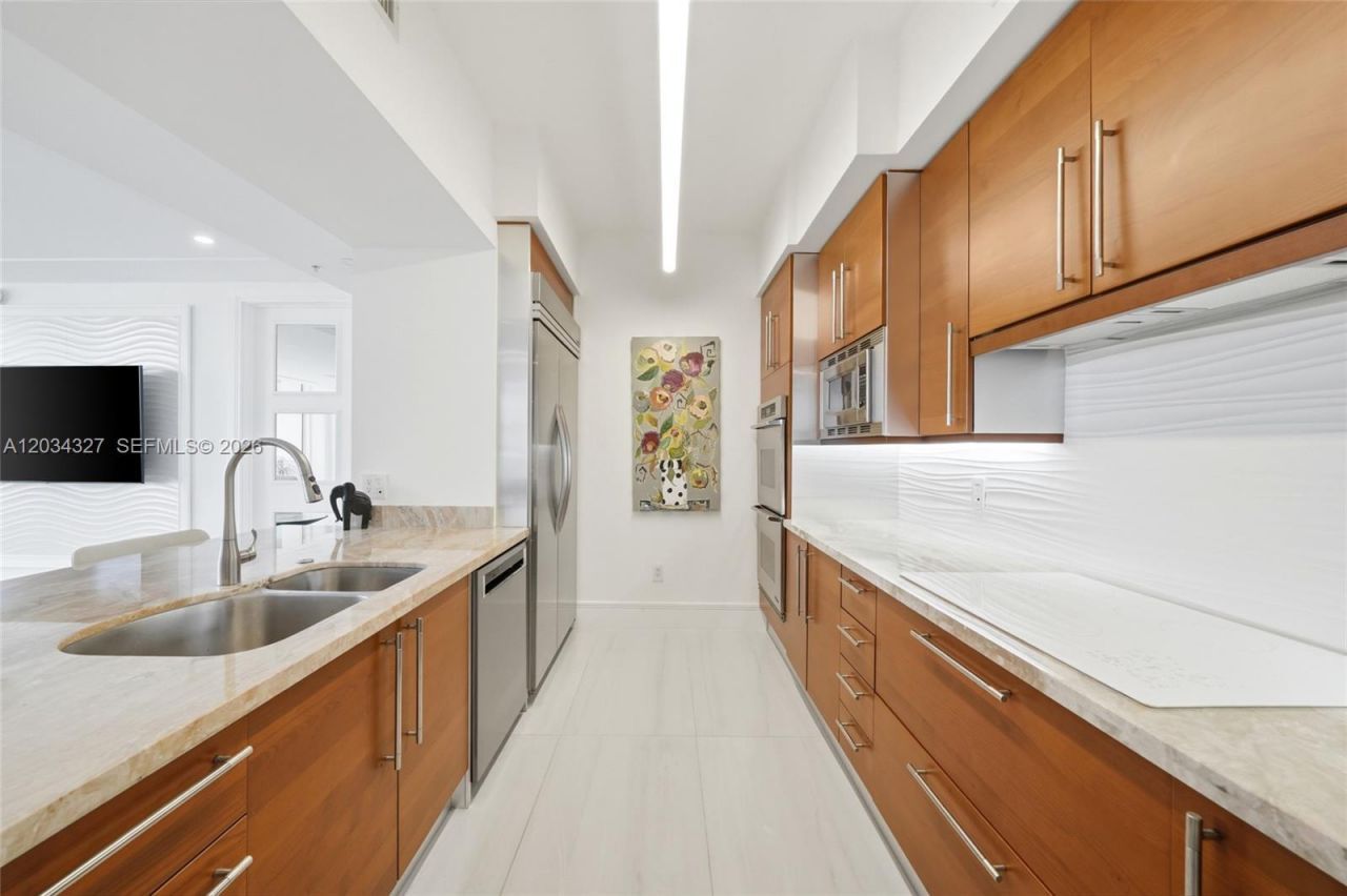 715 Bayshore Dr , Unit 705, Fort Lauderdale, FL 33304 Photo