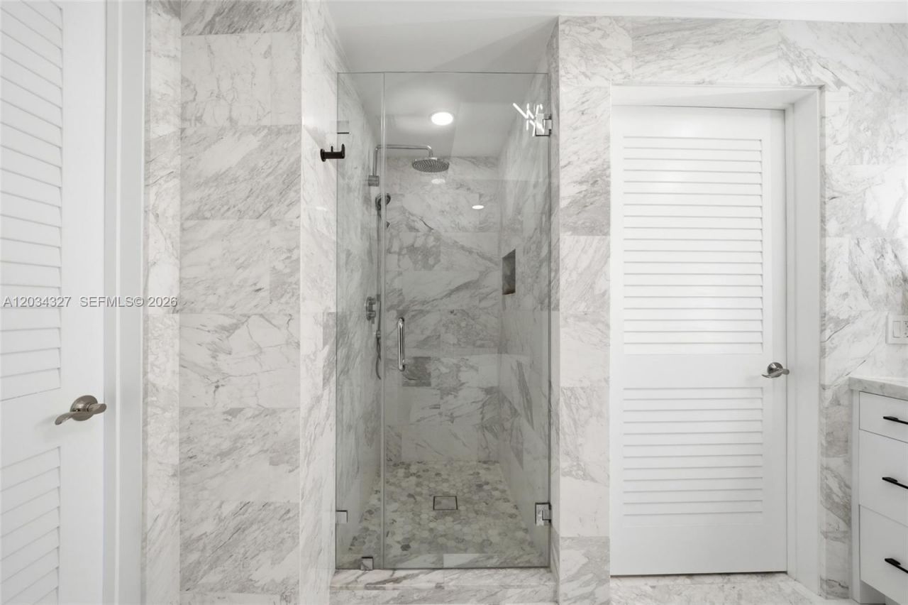 715 Bayshore Dr , Unit 705, Fort Lauderdale, FL 33304 Photo