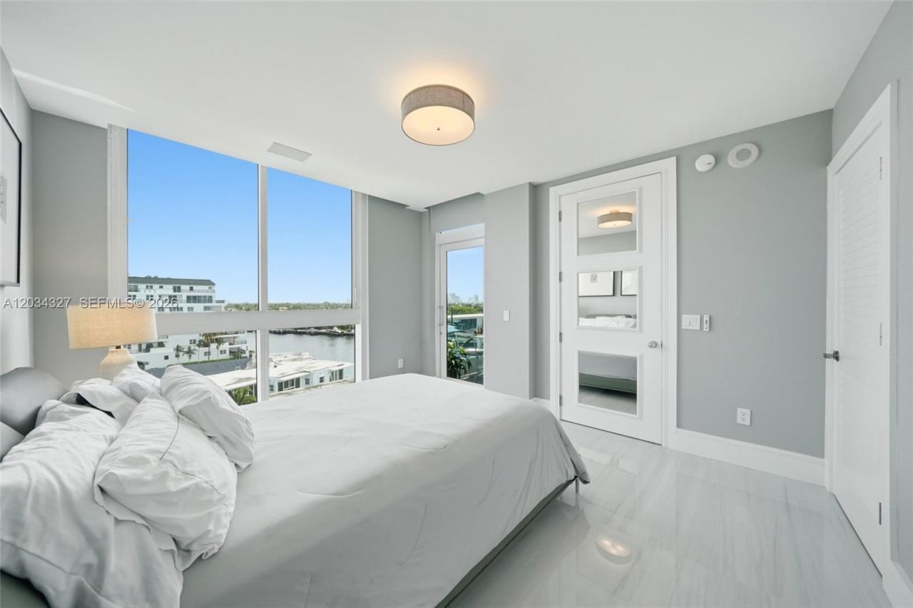 715 Bayshore Dr , Unit 705, Fort Lauderdale, FL 33304 Photo