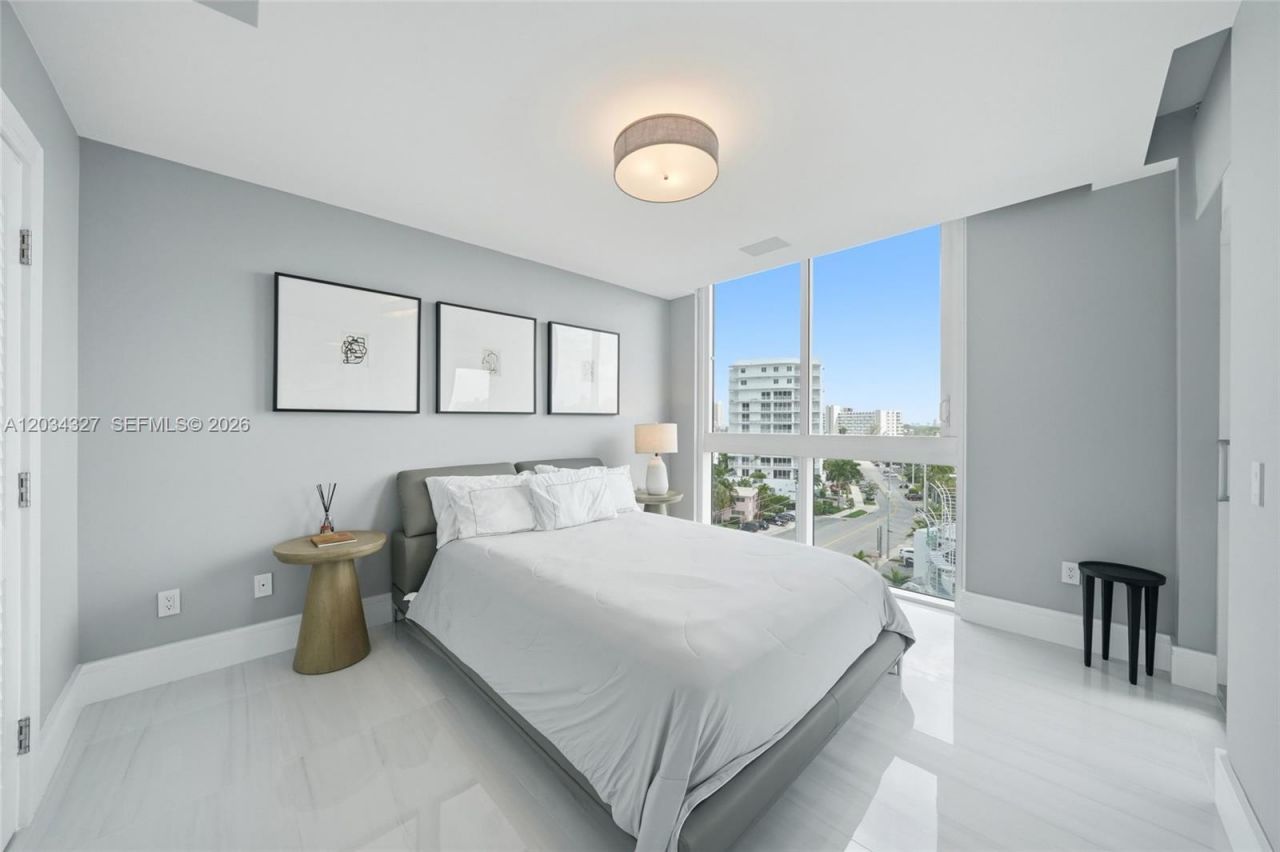 715 Bayshore Dr , Unit 705, Fort Lauderdale, FL 33304 Photo