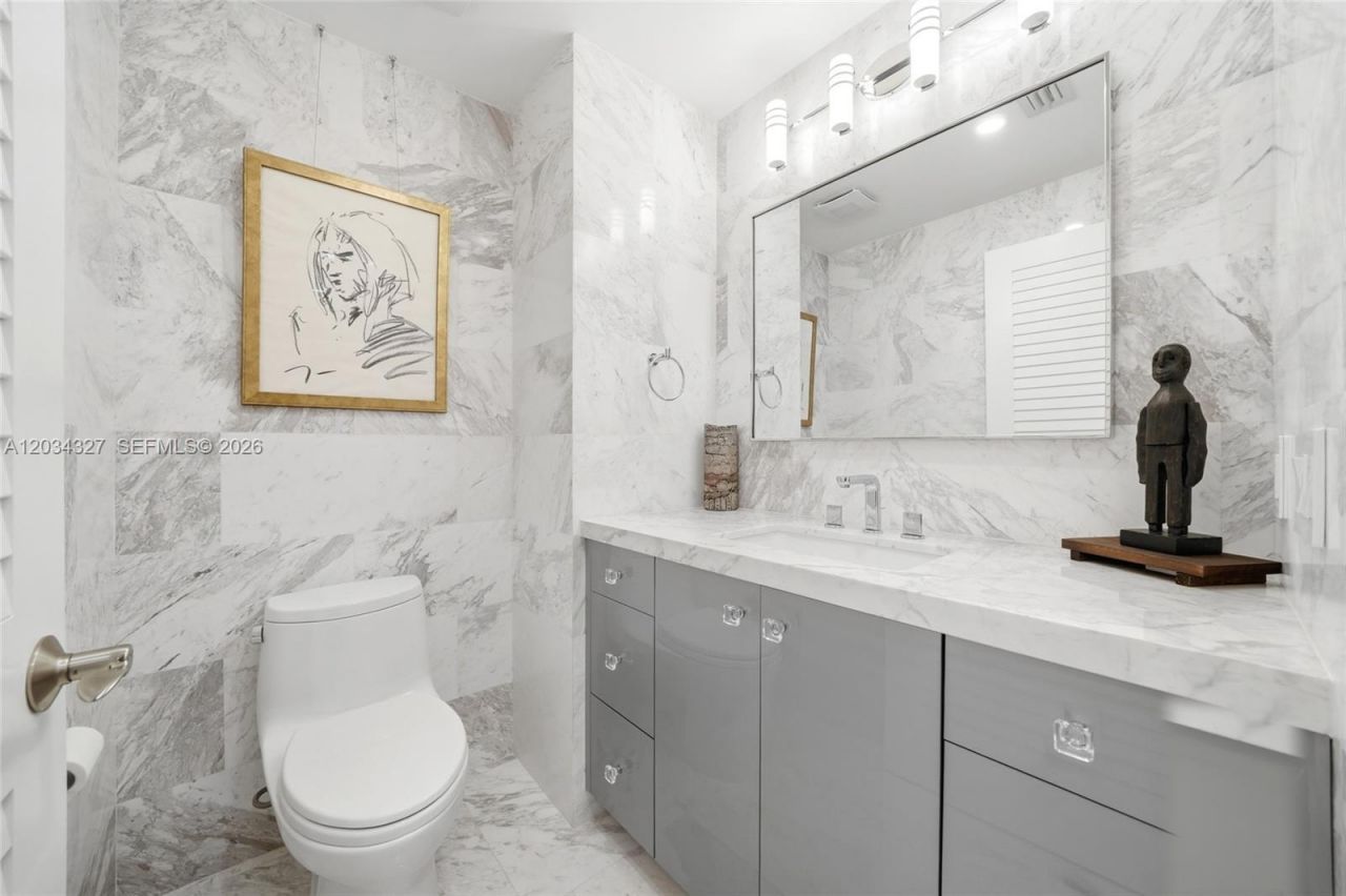 715 Bayshore Dr , Unit 705, Fort Lauderdale, FL 33304 Photo