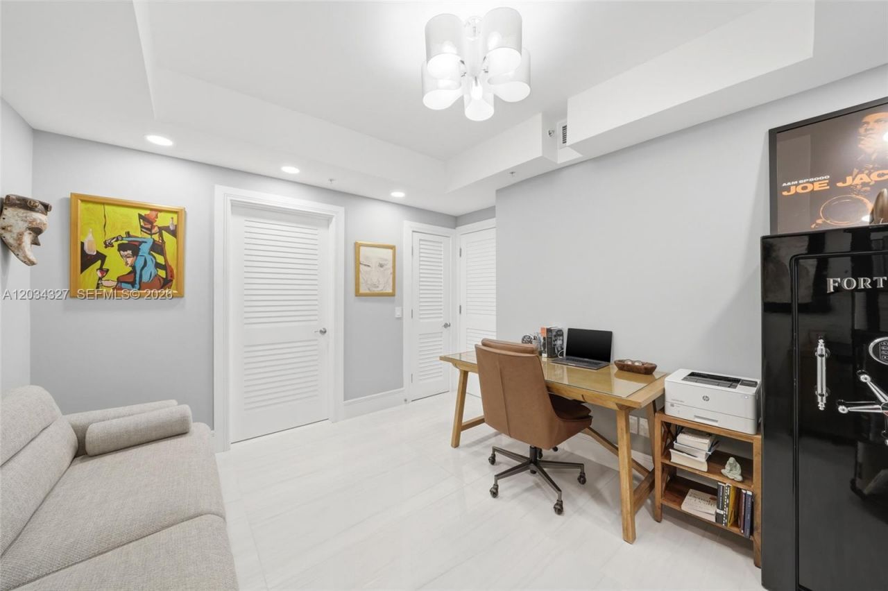 715 Bayshore Dr , Unit 705, Fort Lauderdale, FL 33304 Photo