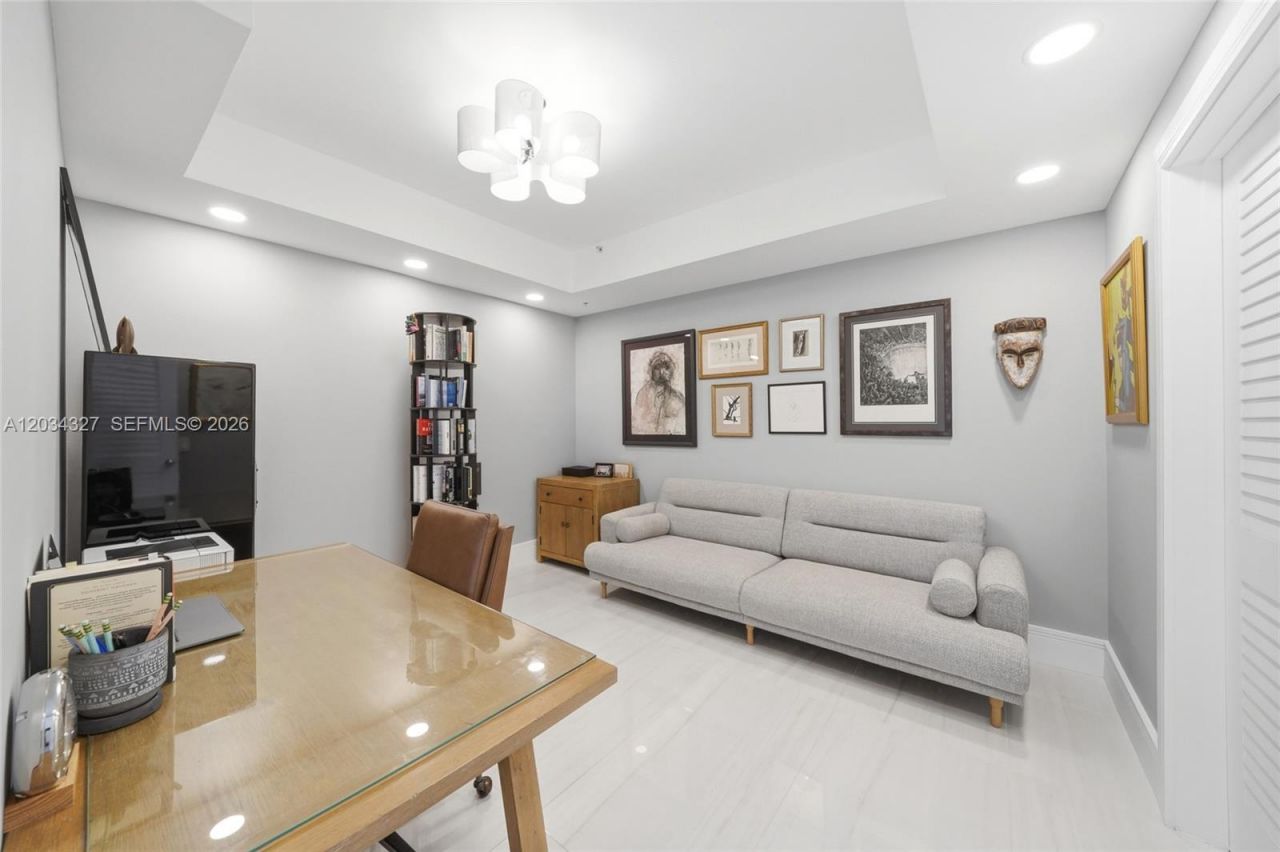 715 Bayshore Dr , Unit 705, Fort Lauderdale, FL 33304 Photo
