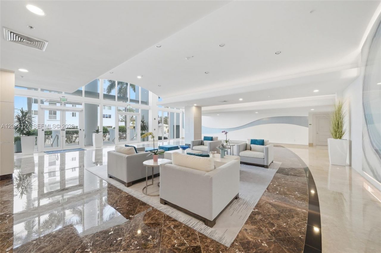 715 Bayshore Dr , Unit 705, Fort Lauderdale, FL 33304 Photo