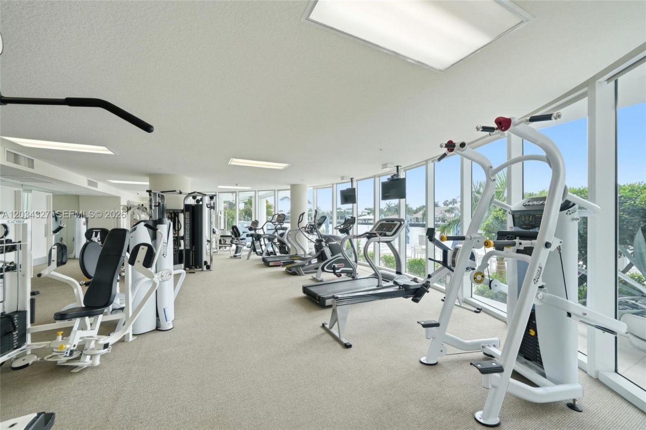 715 Bayshore Dr , Unit 705, Fort Lauderdale, FL 33304 Photo