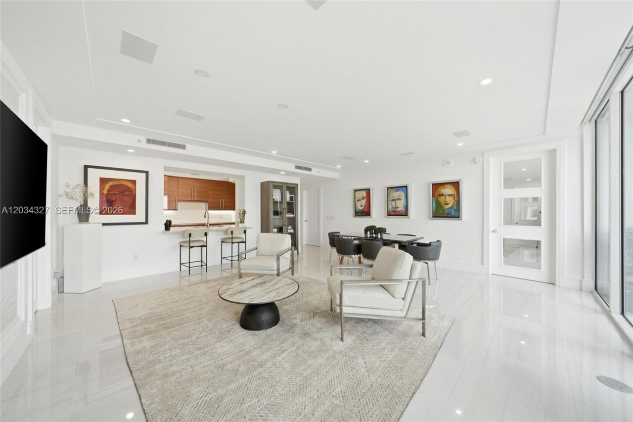 715 Bayshore Dr , Unit 705, Fort Lauderdale, FL 33304 Photo