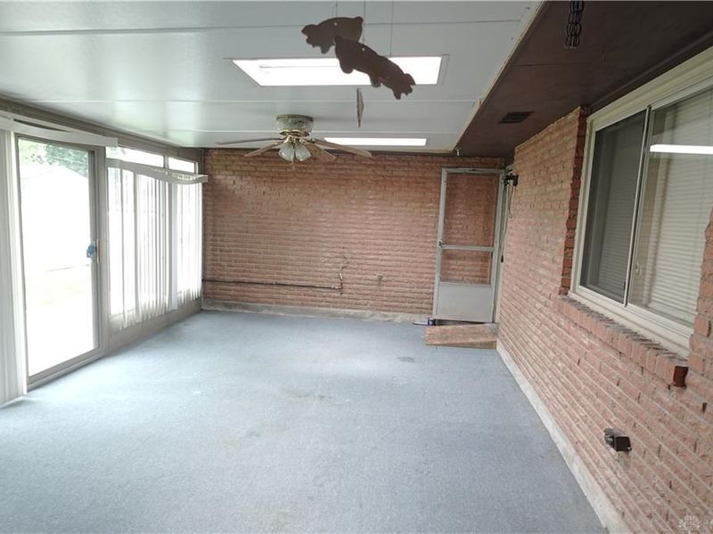 6338 Blue Ash Road, Butler Township, OH 45414 Photo 13