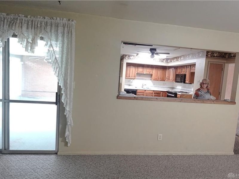 6338 Blue Ash Road, Butler Township, OH 45414 Photo 14