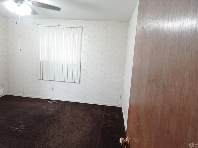 6338 Blue Ash Road, Butler Township, OH 45414 Photo 6